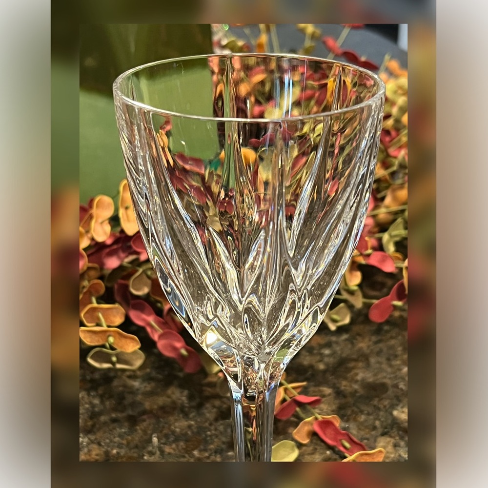 Trio of Crystal Wine Glasses - Picture 2 of 6